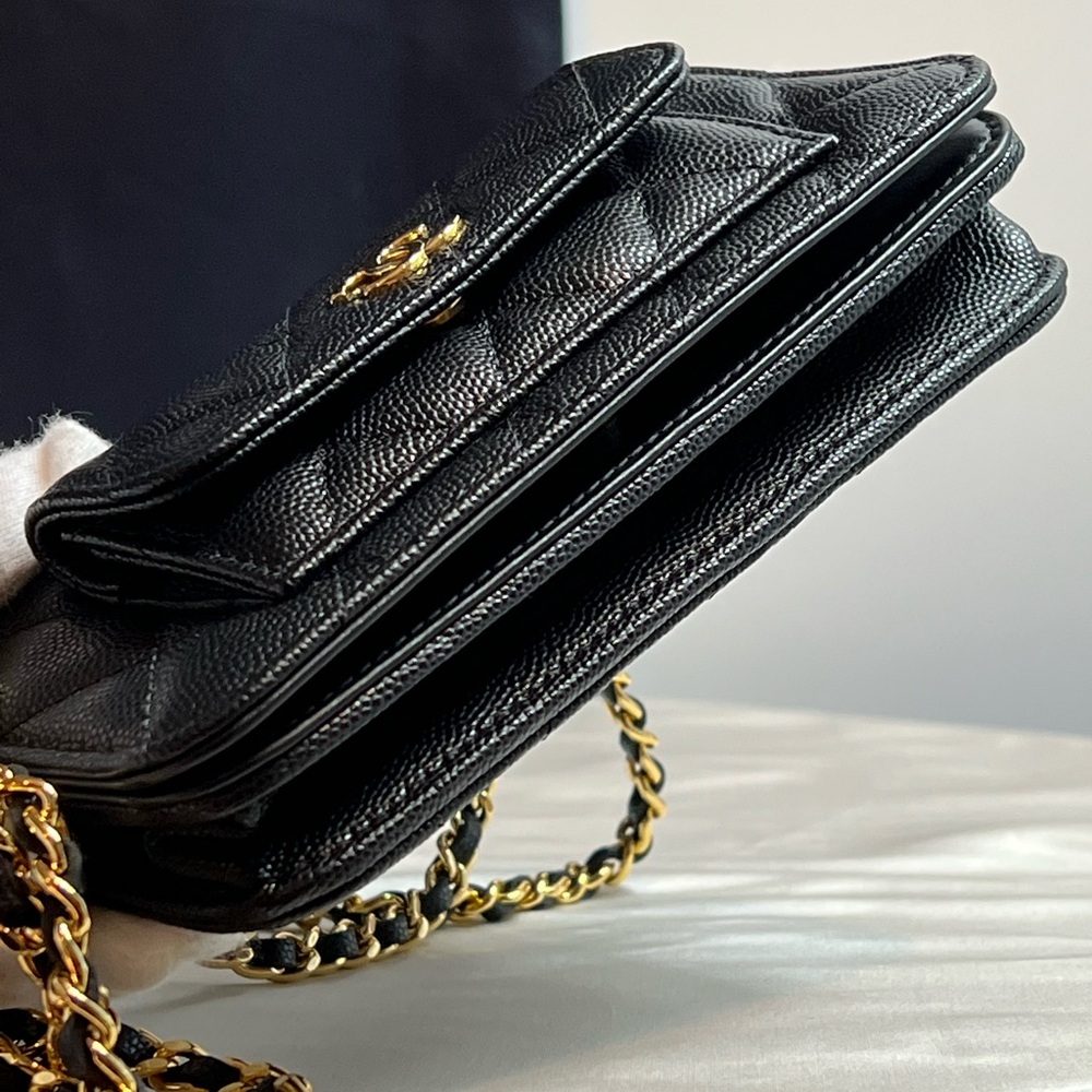 CHANEL Black Caviar Twin Pocket Quilted CAVIAR WOC - Picture 3 of 16